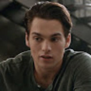 Meet your Posher, Lucy